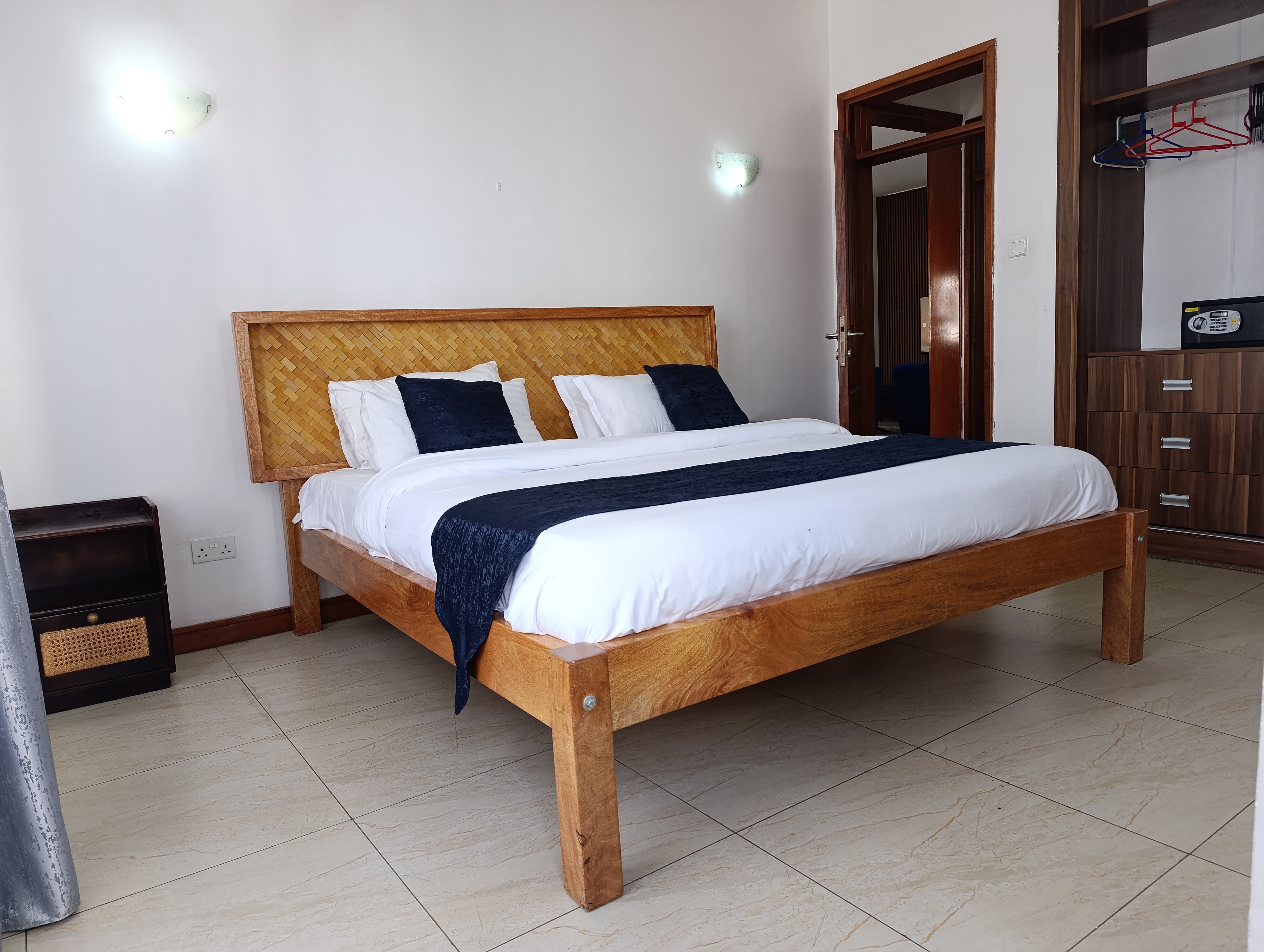 Myra Residence by Extended Stays 15