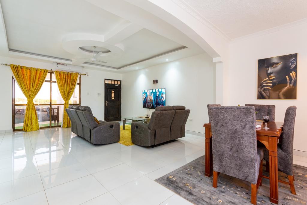 Rosa Mystica Furnished and Serviced Apartments — photo 1 of 27