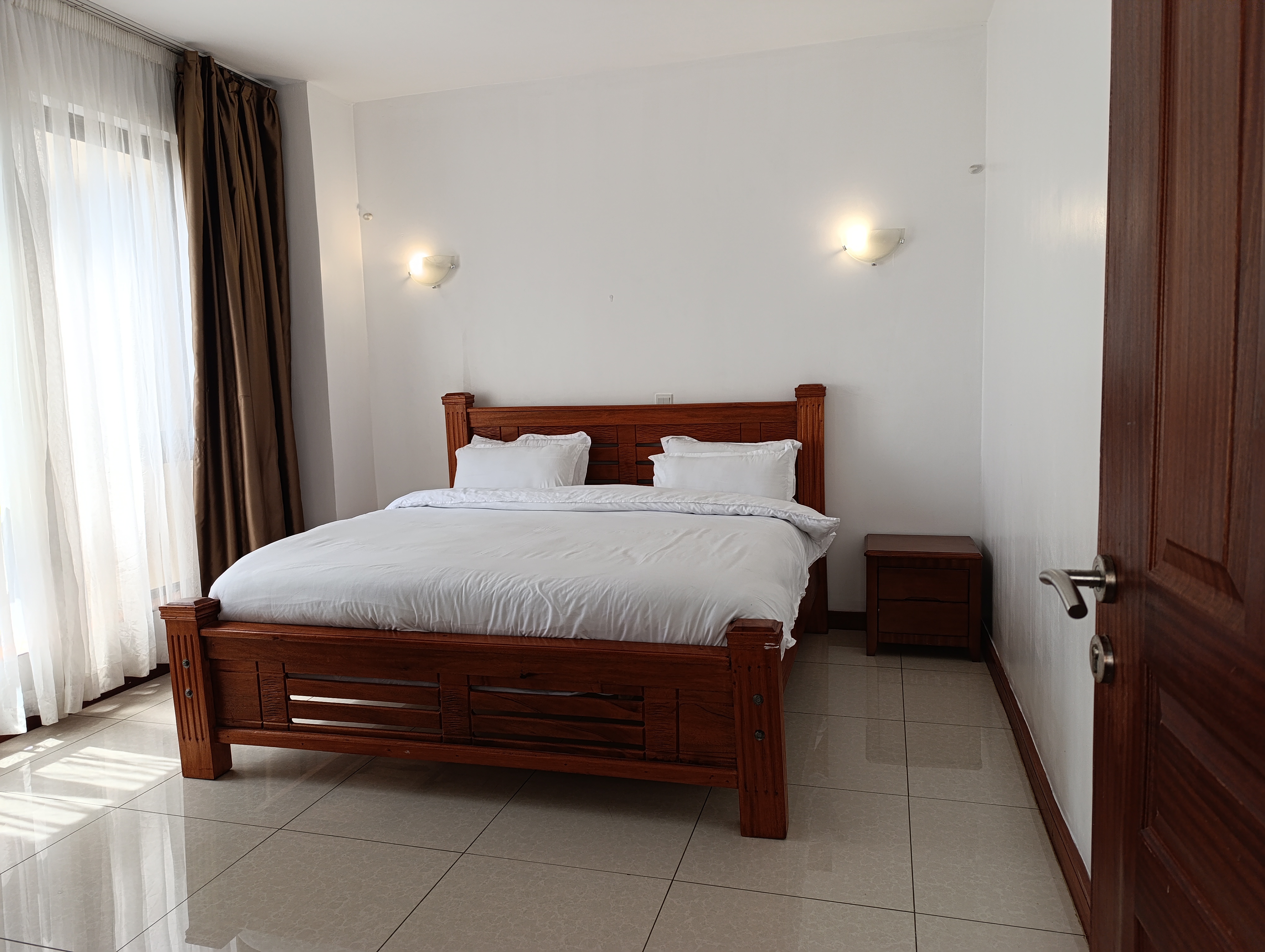 Kindaruma Road Residence Furnished Apartments — photo 7