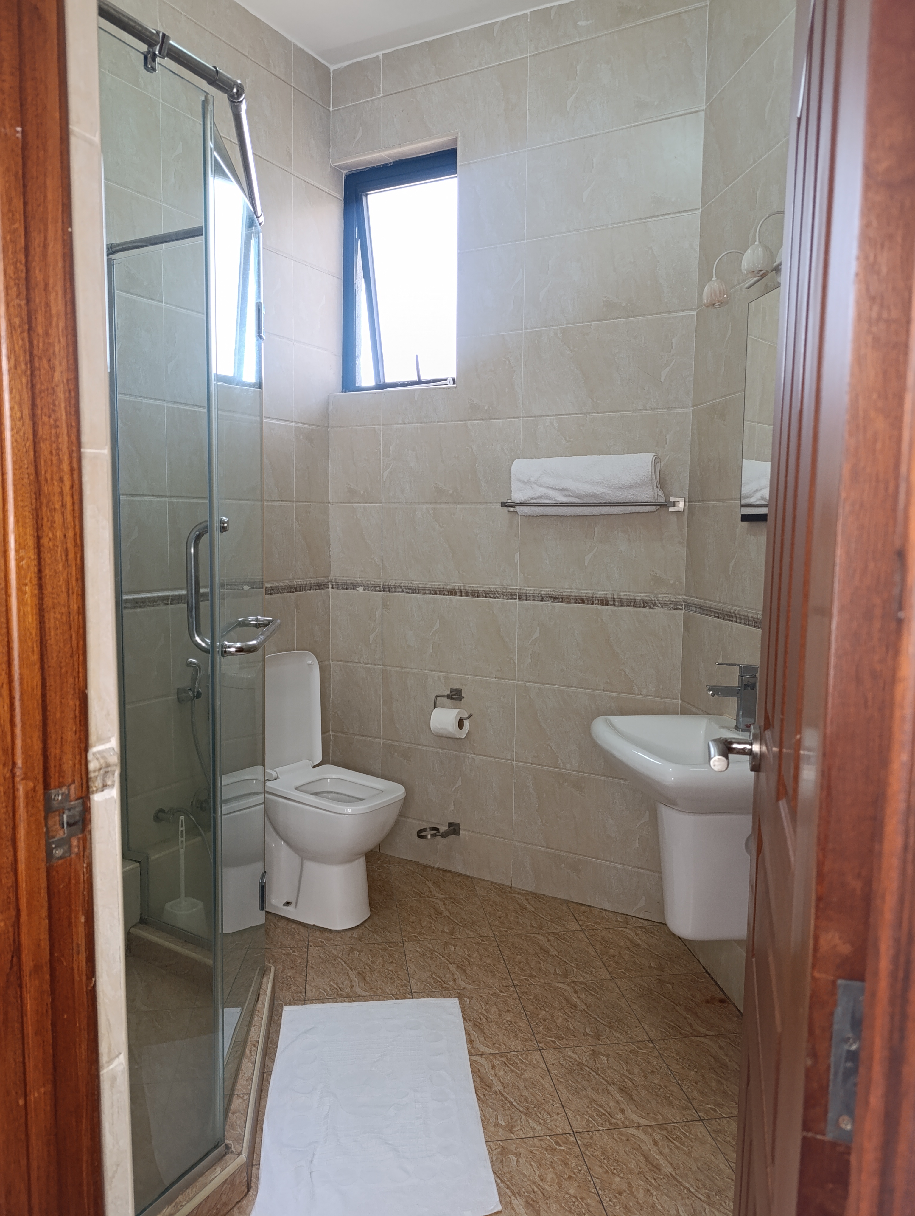 Kindaruma Road Residence Furnished Apartments 9